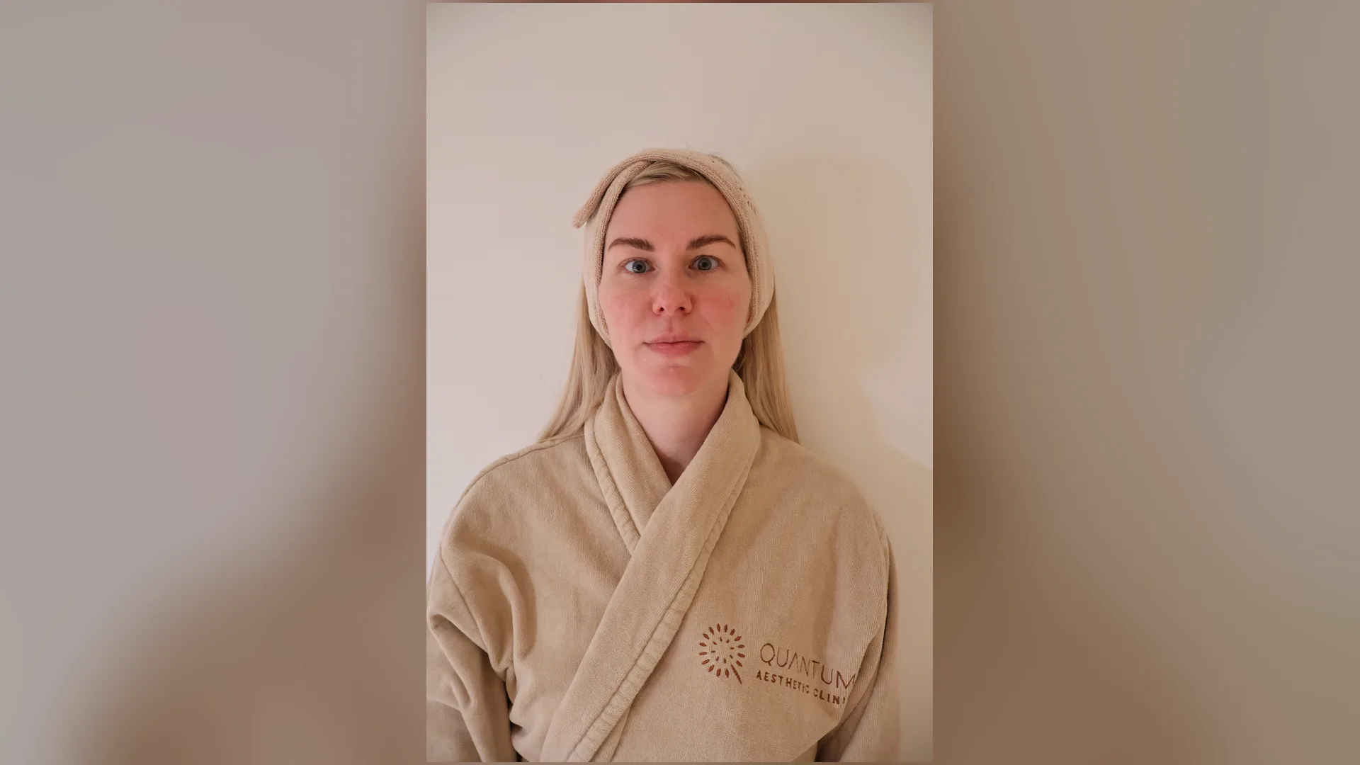 Clinic professional in a patient consultation